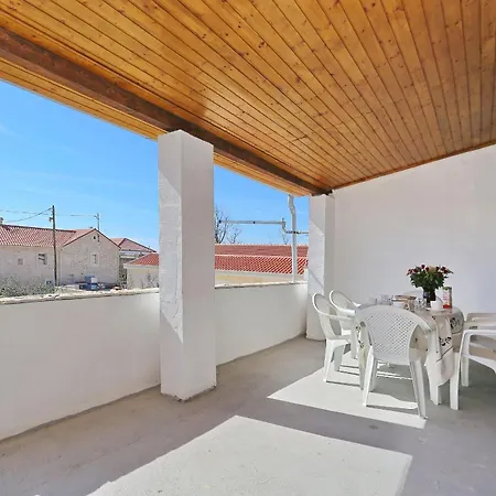 Luka-sauna & Jacuzzi Privlaka (Zadar)