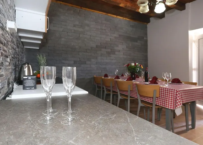 Luka-sauna & Jacuzzi Privlaka (Zadar)