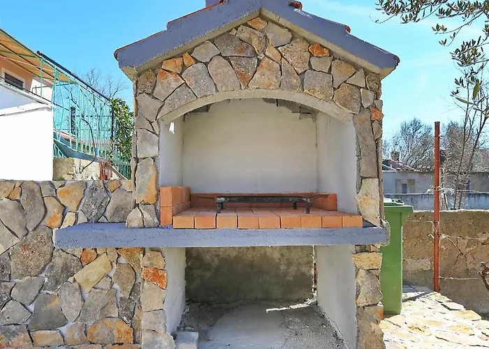 Luka-sauna & Jacuzzi Privlaka (Zadar)