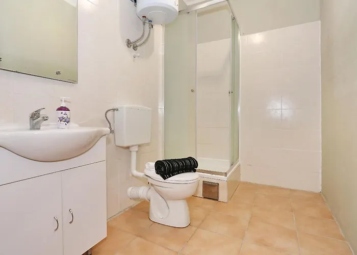 Prázdninový dům Luka-sauna & Jacuzzi