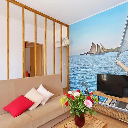 Holiday home Luka-sauna & Jacuzzi Privlaka (Zadar)