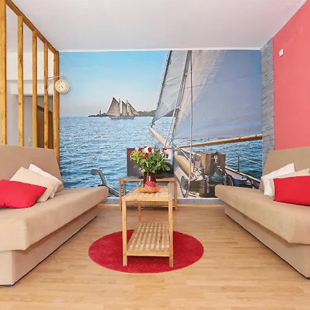 Ferienhaus Luka-sauna & Jacuzzi *