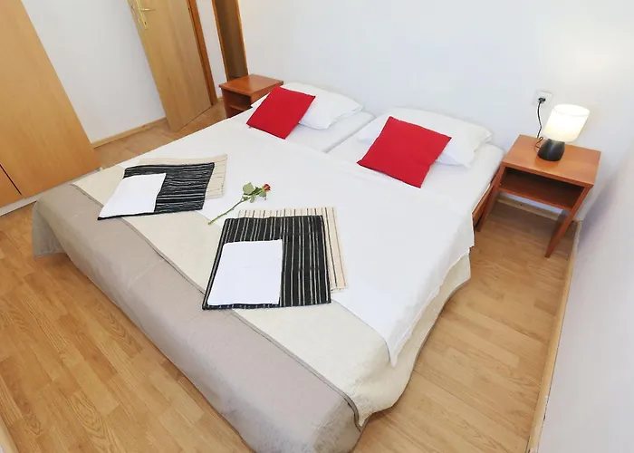 Vakantiehuis Luka-sauna & Jacuzzi